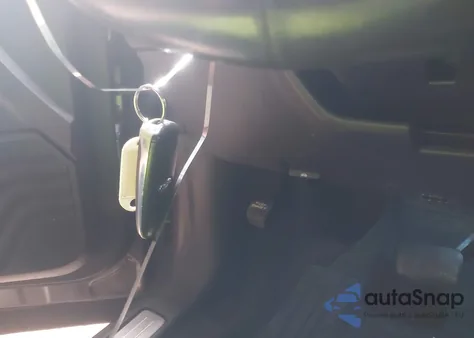 2014 Ford Taurus Limited z USA, uszkodzony, nr VIN 1FAHP2F81EG179323